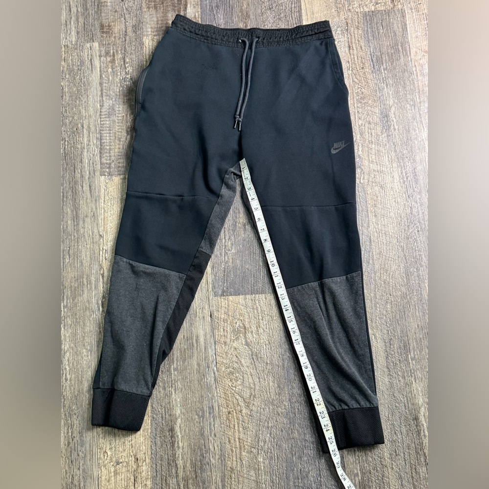 Nike Mens Large Black and Dark Gray Joggers Zip Up Pockets Good Condition